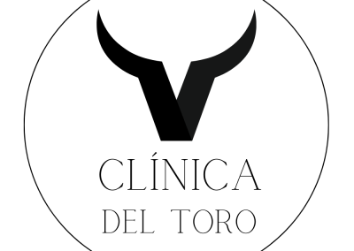 Clínica Del Toro logo design